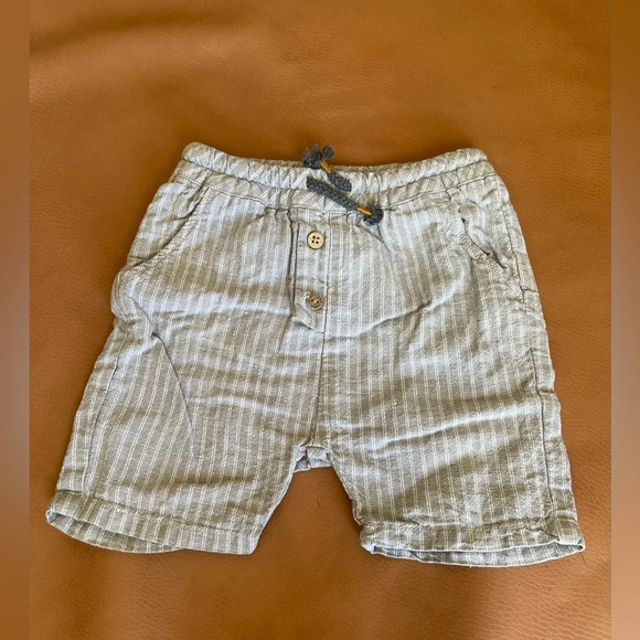 Gerber  baby boy neutral bodysuit bundle and Zara shorts - Picture 7 of 16